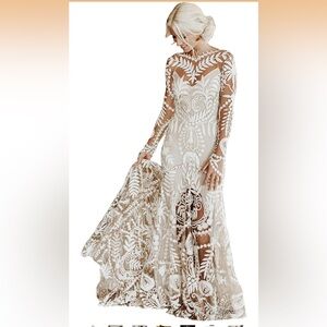 Elegant Lace Boho Country Wedding Dress, Size 14, NWOT